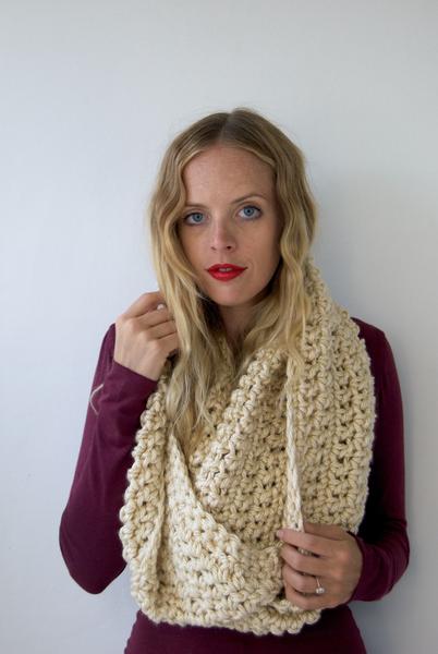 The Hyperion Chunk Infinity Scarf- Tan