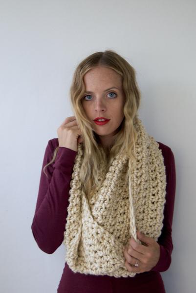 The Hyperion Chunk Infinity Scarf- Tan